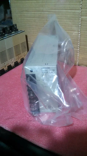 Omron S82C-1015 Power Supply 15VDC PLC DCS Transmitter Controller Transducer - Image 2