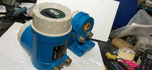 Endress + Hauser Promag 33 Hart Magnetic Flow Converter Controller Transmitter - Image 2