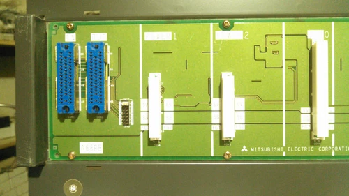 Mitsubishi A68RB A68B 8Slot Extension Rack Module PLC DCS Transducer Transmitter - Image 11