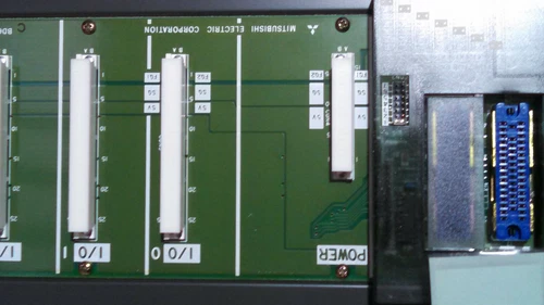 Mitsubishi A68RB A68B 8Slot Extension Rack Module PLC DCS Transducer Transmitter - Image 6