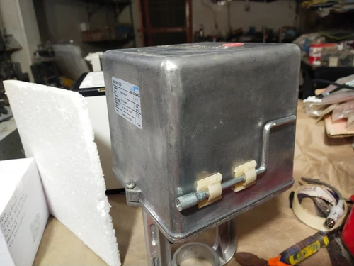 Johnson Control RA-3141-7226 Valve Actuator 25mm 24V 1800N Transducer Controller - Image 8