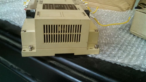 OMRON C60P C60H C40P C20P PLC DCS Controller Transmitter Transducer power on - Image 8
