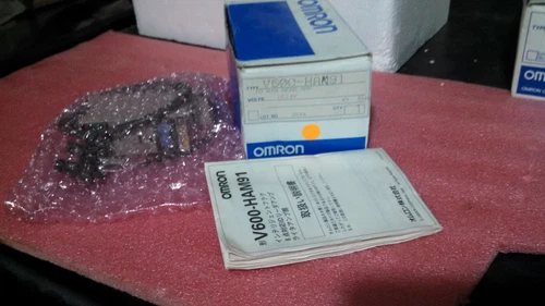 Omron V600-HAR91 Industrial RFID PLC DCS Transducer Transmitter Meter
