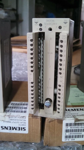Siemens Simatic 1P6ES5 Input Output Module PLC Transducer Transmitter