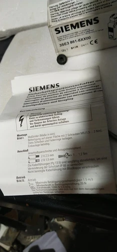 Siemens 3SE3 861 Safety Position Switch 230V Lock Actuator Matel Body Transducer
