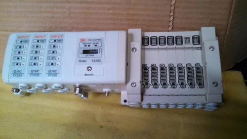 SMC EX250-IE3 SI Device Net In Out put Module Transmitter Transducer Controller