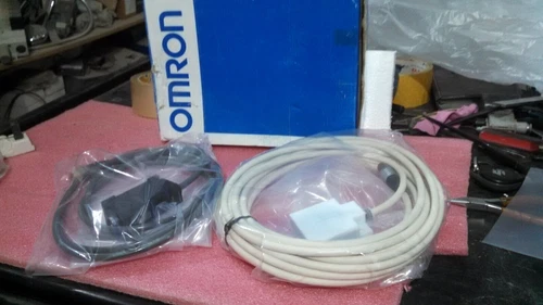 Omron V600-HA51 V600-HS63-2 Identification System Amplifier Rfid Read Write Head