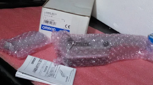 Omron V400-H111 2D Code Reader PLC DCS Transducer Transmitter Controller Meter