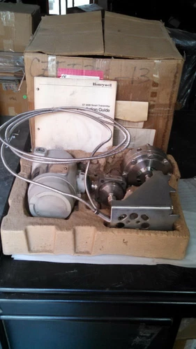 Honeywell Smart YSTR14A 4-20mA Remote Seal Pressure Transmitter Transducer Meter