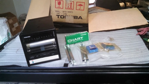 Toshiba AR201 3Ch Chart Recorder Display meter transmitter transducer Controller