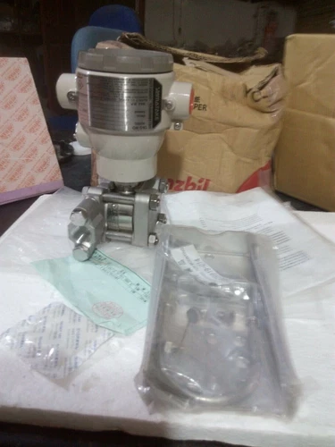 Yamatake Azbil JTG940 4-20mA -1/35kg Pressure Transmitter Transducer Controller