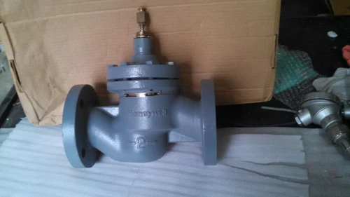 Honeywel V5063A Control Valve Body Size 2x2 Inch Transducer Positioner Meter