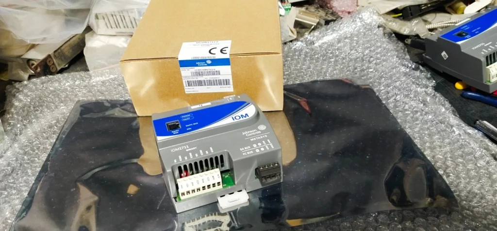 Johnson Controls Metasys MS-IOM1711-0 Input Output Module 4 PLC DCS Transmitter