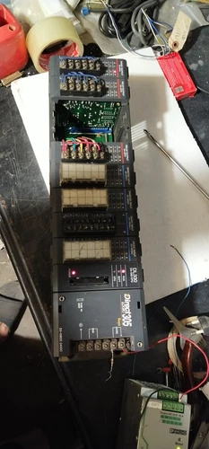 Direct Logic DL D3-330 CPU PLC 11 Slot 24VDC 9 Module Controller Transmitter