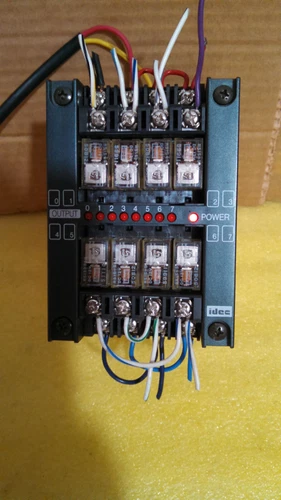 Idec PFA-1T081 Module Relay Out 8 Point PLC DCS Transmitter Transducer