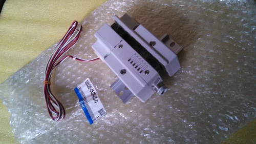 SMC SS5Q13-01LD1N-DS-Q Manifold Plug Solenoid Valve Transducer Transmitter