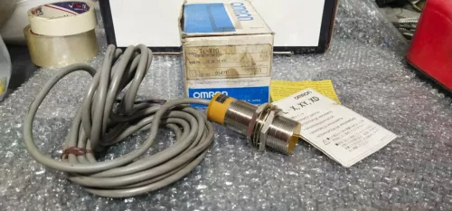 Omron TL-X10 Proximity Switch 10-14VDC PLC DCS Controller Transducer Transmitter - Image 2