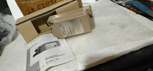 Samson 3766 Pneumatic Positioner Valve Controller Transmitter Transducer Meter