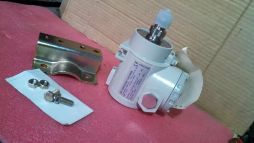 Schoppe & Faeser 2.5 Bar Gauge Pressure Transmitter AMD 230 Transducer Meter