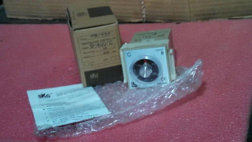 SKG PN-48A Temperature Controller 0-400C Transmitter Meter Transducer