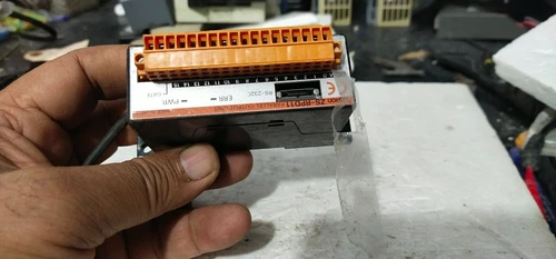 Omron ZS-RPD11 Parallel Output Unit Module PLC Controller Transmitter Transducer