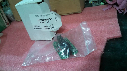 Honeywell 51404078-502 Terminal board Ass Transmitter Transducer Meter