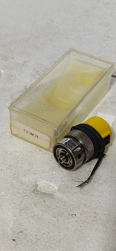 Clippard EV-3M-24 Electric Valve 24V 3Way N.C Transducer Transmitter