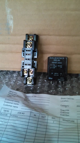 DEC Solid State Relay RBHB-0502 With Base SH1B-05A Transducer Transmitter