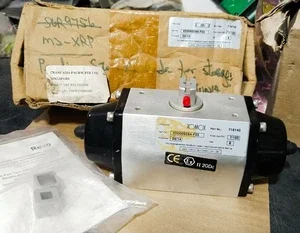 XOMOX XD006S08A-F05 Pneumatic Valve Rotary Actuator Transducer Transmitter