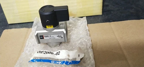 SMC VHS2000-02 3 Port 1/4 Inch Lock Out Handel Valve Transducer Transmitter