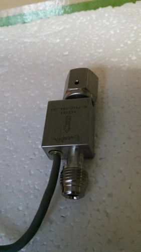Swagelok FV4 Vertical Flow Sensor Transducer Transmitter Controller
