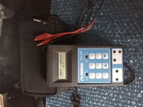 OMEGA PCL-423 Volt Current Calibrator Meter Controller Transmitter Transducer