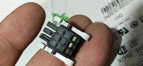Wago 713-1103/037 Female Cage Terminal Block 6Pole 10A 300V 1.5 mm² Transmitter