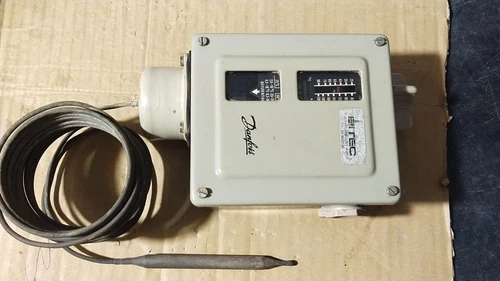 Danfoss RT 101 Temperature Switch 25-90*C Relay NC Transducer Transmitter Meter
