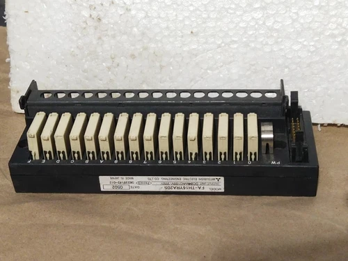 Mitsubishi FA-TH16YRA20S Melsec Output Unit PLC Controller Transmitter