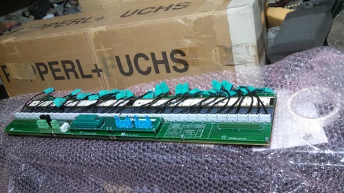 PEPPERL & FUCHS MB-AI-TR Motherboard 32 Module PLC DCS Controller Transducer