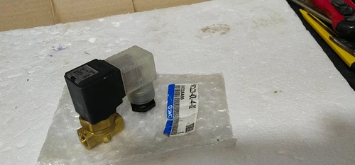 SMC VCL21-4DL 2Port 1/4 Inch 220VAC NC Solenoid Oil Valve Transducer Transmitter