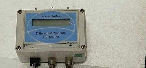 Furness FCO332-2W 4-20mA 150 Pa D/P Pressure Transmitter Transducer Meter PLC