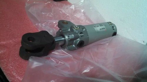 SMC CK1A50-150YA Pneumatic Cylinder Actuator 50-200mm Stroke Transducer Control - Image 10