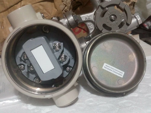 Yamatake Azbil JTD920 D/P 4-20mA SFN 3Way Valve Pressure Transmitter Transducer - Image 12