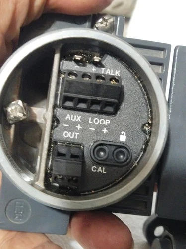 Fisher DVC6200 Hart 4-20mA Digital Valve Controller Positioner Meter Transmitter - Image 15