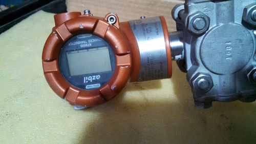 Yamatake Azbil GTX35F 3Psi 4-20mA Digital Pressure Transmitter Transducer Meter - Image 2