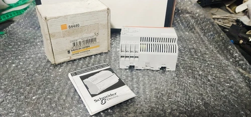 Schneider Merlin Green 24V DC/DC 54440 Module PLC DCS Transmitter Controller - Image 3