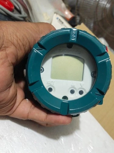 Yokogawa YTA710 Foundation Fieldbus Temperature Transmitter Double Sensor Meter - Image 3