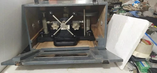 Barnet MK3 Dead Weight Calibrator Tester 8000PSI 400 Pressure Gauge Transmitter - Image 2