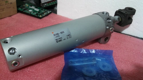 SMC CK1A50-150YA Pneumatic Cylinder Actuator 50-200mm Stroke Transducer Control - Image 2