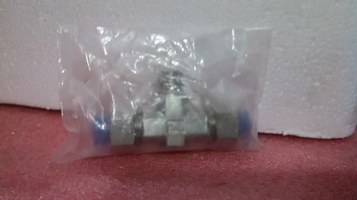 SMC SS Fitting KFT08U KFT12U Tee 8mm 12mm 1/4 Inch NPT Transmitter Controller - Image 5