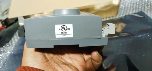 Johnson Controls Metasys MS-IOM4711-0 Input Output Module PLC DCS Transmitter - Image 6