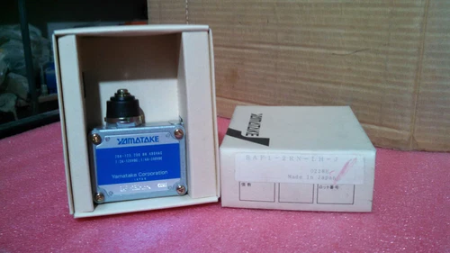 Yamatake BAF1-2RN2 BZF1 DTF2 GLAC01C ELS400B BZLN-RH15 Micro Limit Switch - Image 6