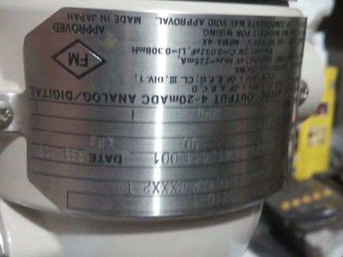 Yamatake Azbil JTD920 D/P 4-20mA SFN 3Way Valve Pressure Transmitter Transducer - Image 6